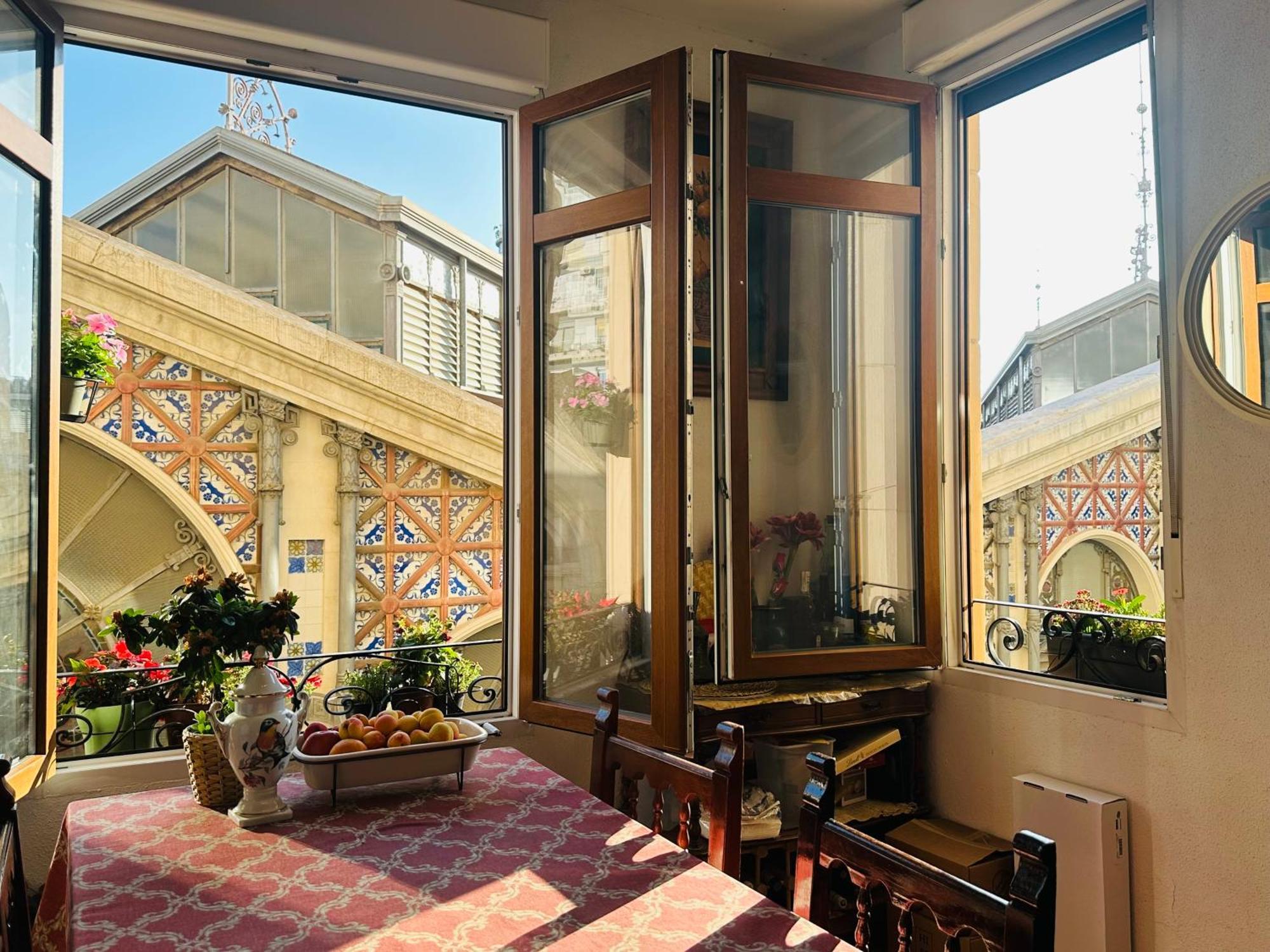 Mirador 5 Del Mercado Central - Habitacion Con Bano Privado En El Centro De La Ciudad Vella Valencia Exterior foto